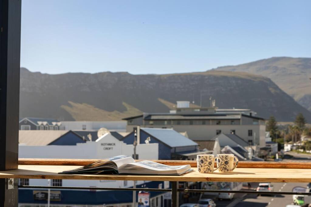 Hermanus Waterfront, Sea View Apartment With Balcony Zewnętrze zdjęcie