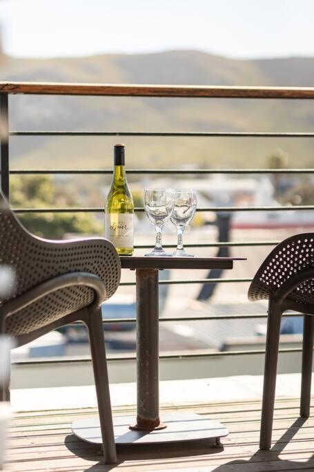 Hermanus Waterfront, Sea View Apartment With Balcony Zewnętrze zdjęcie