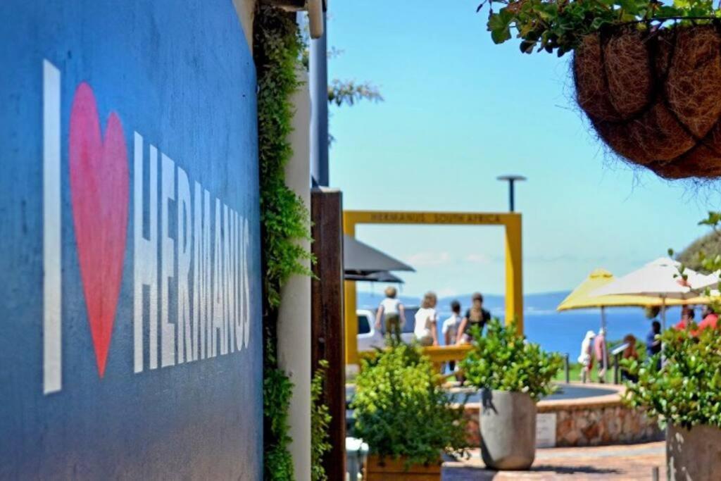 Hermanus Waterfront, Sea View Apartment With Balcony Zewnętrze zdjęcie